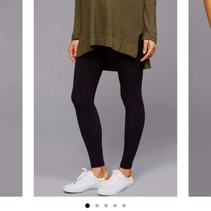 A Pea in the Pod Under-the-Belly Rayon Leggings